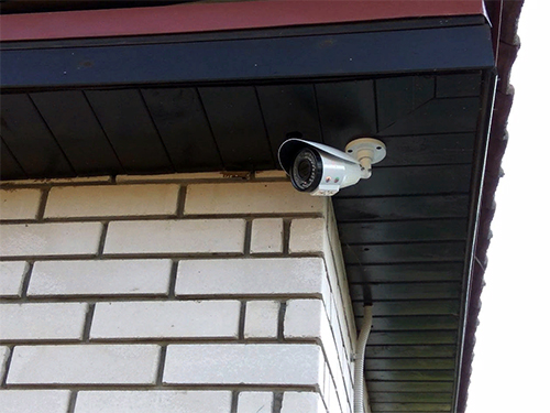 Видеонаблюдение для загородного дома. Пример оборудования наружного видеонаблюдения с использованием уличных цилиндрических IP камер